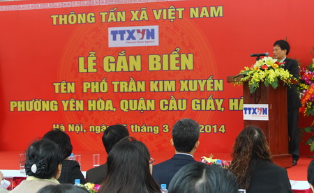 Gắn biển tên phố Trần Kim Xuyến, liệt sĩ nhà báo TTXVN ảnh 8
